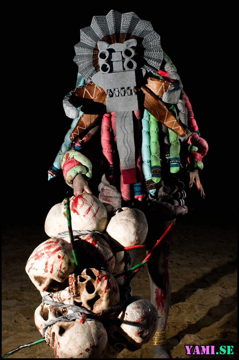 Illustration for article titled From Left 4 Dead to Resident Evil, This Lady Loves Zombies